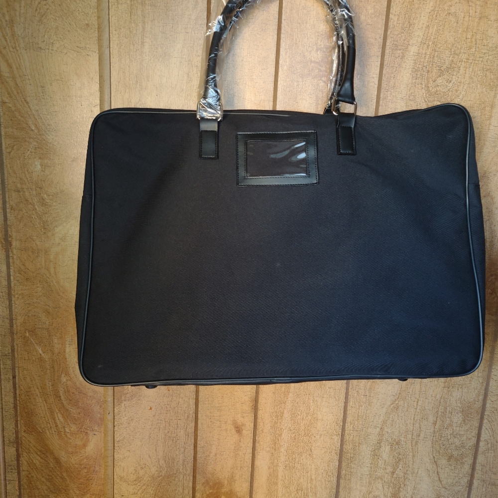 BRAND NEW!!! MEN'S CALVIN KLEIN CANVAS BLACK DUFFLE CARRY ON.